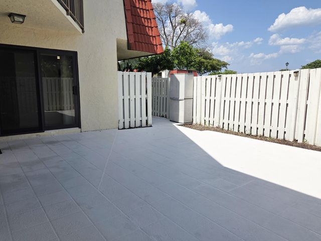 3888 Victoria Drive, West Palm Beach, FL 33406