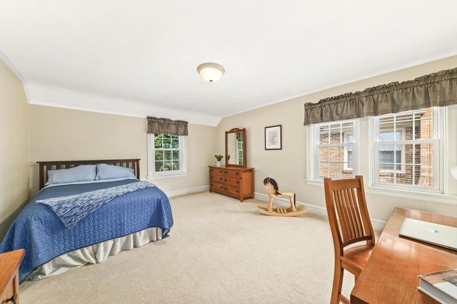 2504 N 90th STREET, Wauwatosa, WI 53226