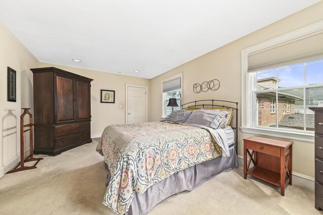 2504 N 90th STREET, Wauwatosa, WI 53226