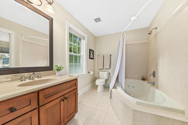 2504 N 90th STREET, Wauwatosa, WI 53226
