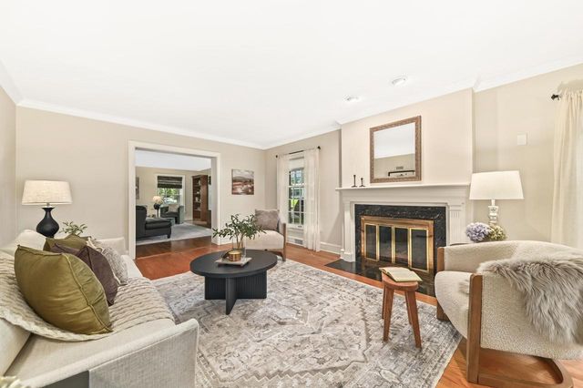2504 N 90th STREET, Wauwatosa, WI 53226