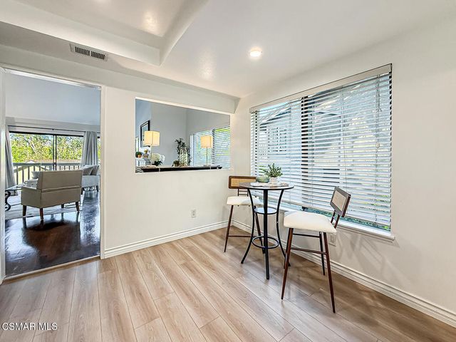 599 Calle De Las Ovejas, Oak Park, CA 91377