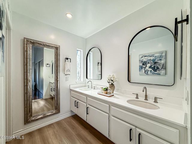 599 Calle De Las Ovejas, Oak Park, CA 91377
