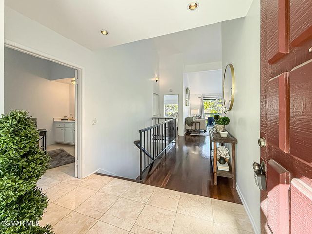 599 Calle De Las Ovejas, Oak Park, CA 91377