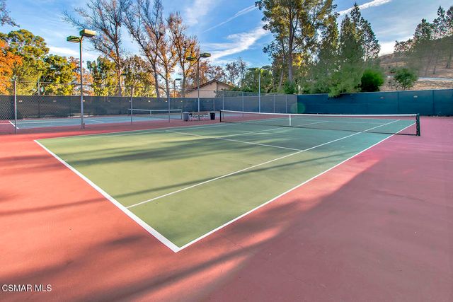 599 Calle De Las Ovejas, Oak Park, CA 91377