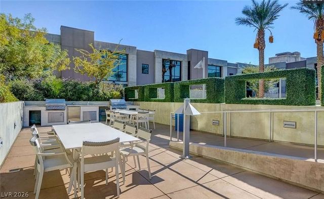 353 East Bonneville Avenue 125, Las Vegas, NV 89101