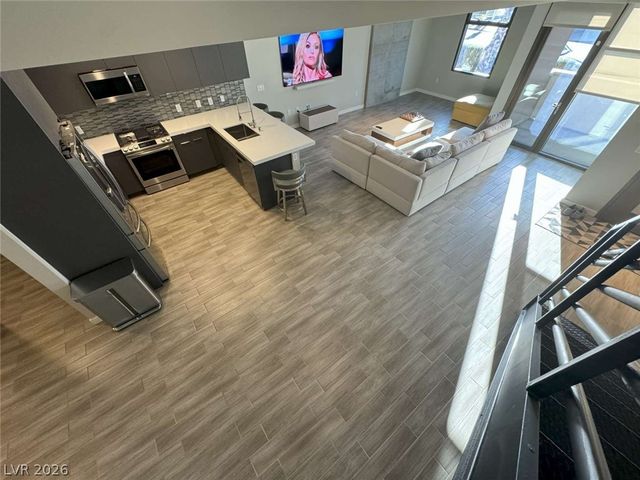 353 East Bonneville Avenue 125, Las Vegas, NV 89101