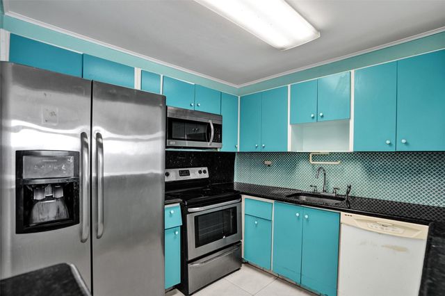 1465 NE 123rd St 714, North Miami, FL 33161