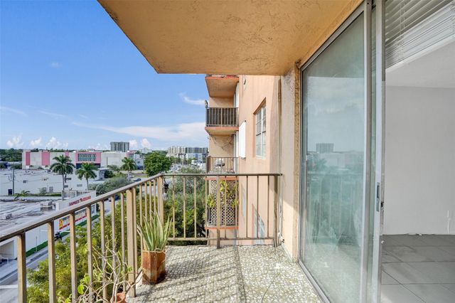 1465 NE 123rd St 714, North Miami, FL 33161