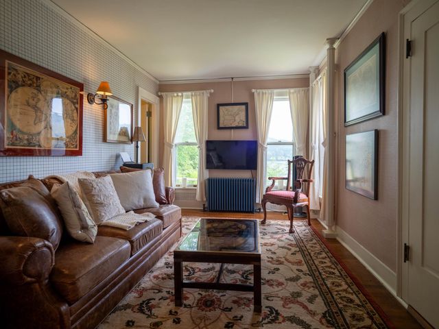 505 Dewey's Mills Road, Hartford, VT 05047