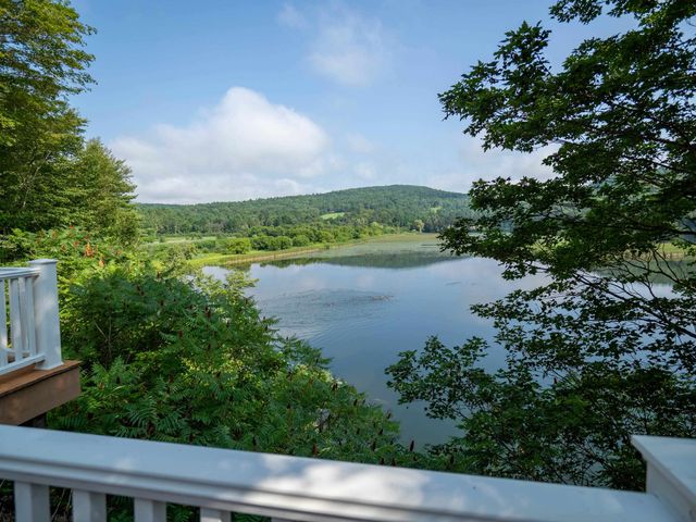 505 Dewey's Mills Road, Hartford, VT 05047