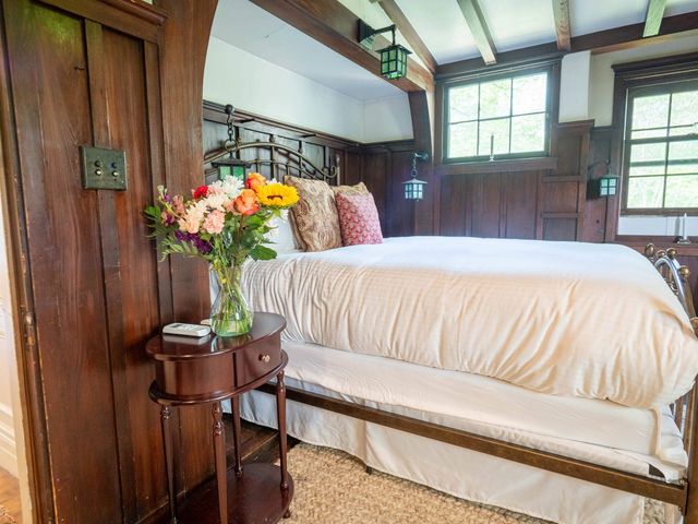 505 Dewey's Mills Road, Hartford, VT 05047