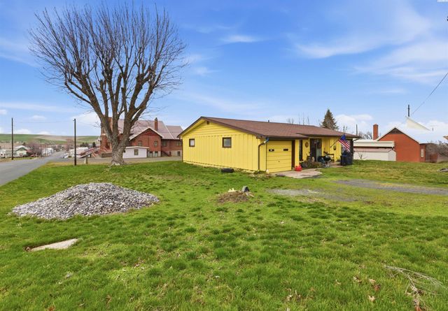 210 S Star St, La Crosse, WA 99143