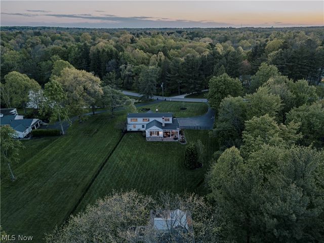 35 Murwood Drive, Moreland Hills, OH 44022