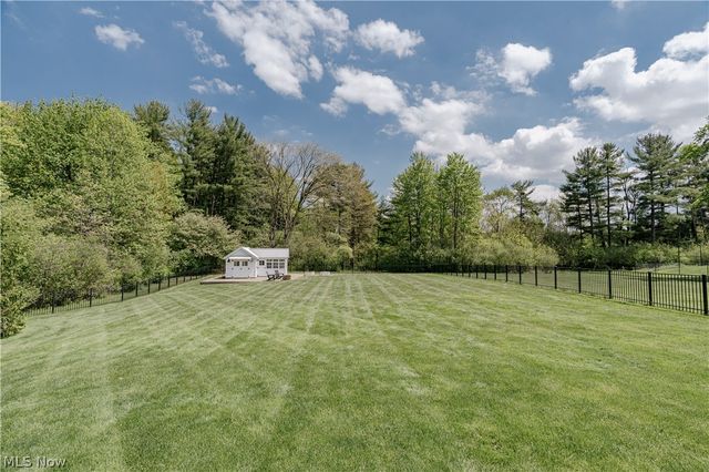 35 Murwood Drive, Moreland Hills, OH 44022