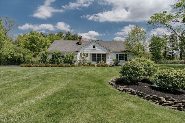 35 Murwood Drive, Moreland Hills, OH 44022