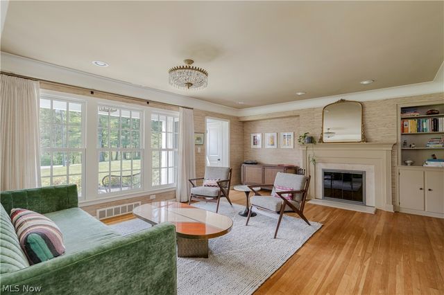35 Murwood Drive, Moreland Hills, OH 44022