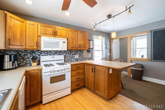 2288 Macarthur Road, Muskegon Twp, MI 49442