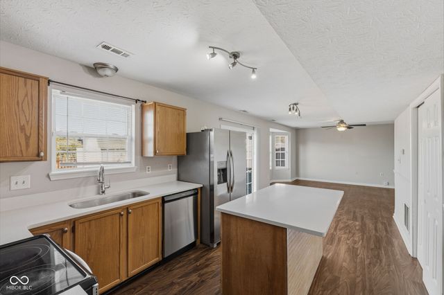 2354 Valley Creek East Lane, Indianapolis, IN 46229