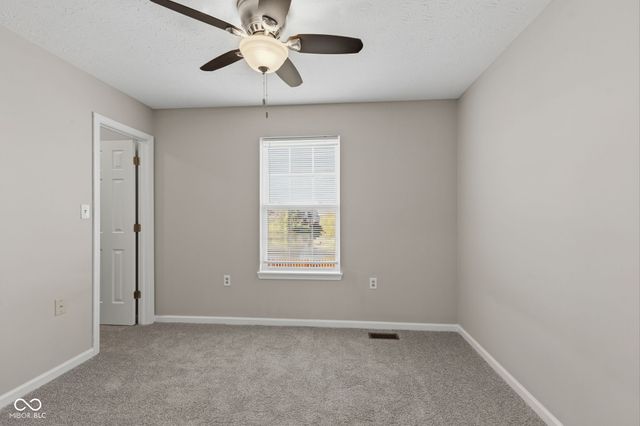 2354 Valley Creek East Lane, Indianapolis, IN 46229