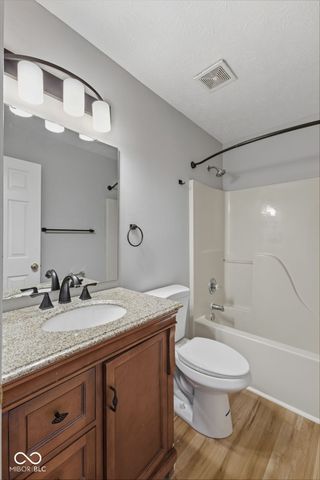 2354 Valley Creek East Lane, Indianapolis, IN 46229