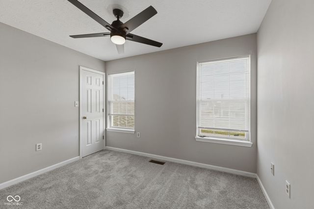 2354 Valley Creek East Lane, Indianapolis, IN 46229