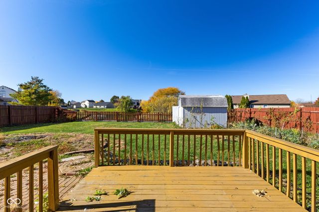 2354 Valley Creek East Lane, Indianapolis, IN 46229