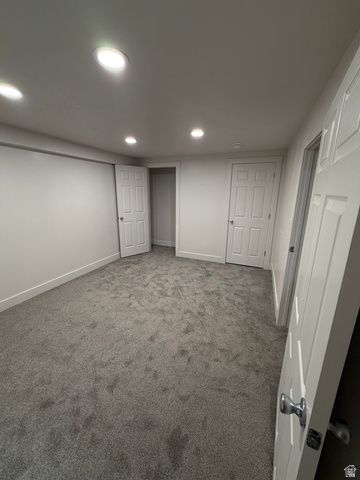 8722 S OAKWOOD PARK CIR, Sandy, UT 84094