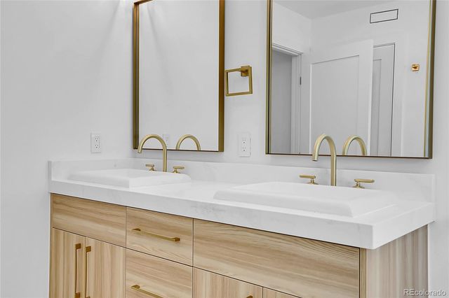 300 S Franklin Street, Denver, CO 80209