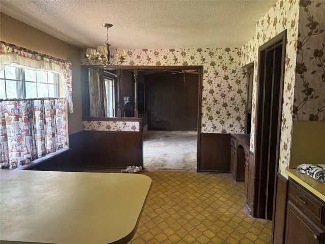 7501 NW 12th Place, Oklahoma City, OK 73127