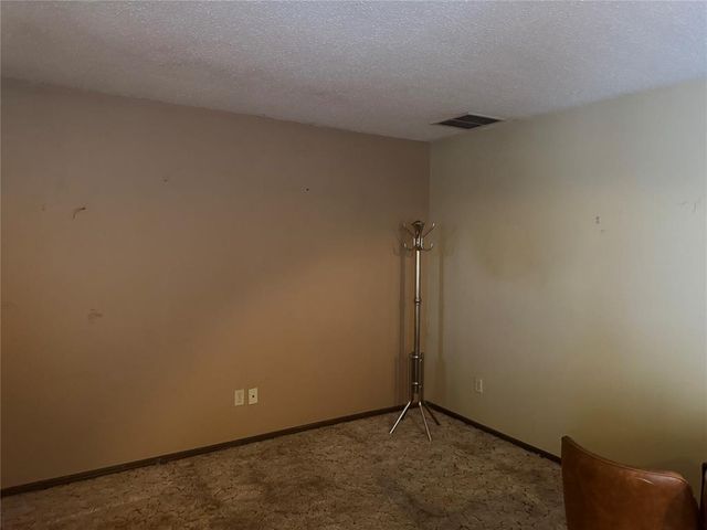 7501 NW 12th Place, Oklahoma City, OK 73127