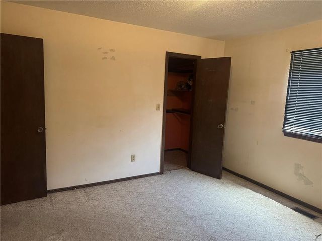 7501 NW 12th Place, Oklahoma City, OK 73127