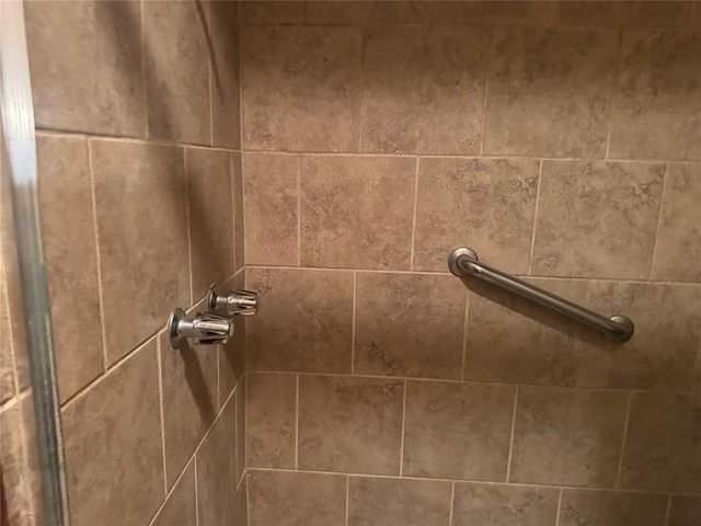 7501 NW 12th Place, Oklahoma City, OK 73127