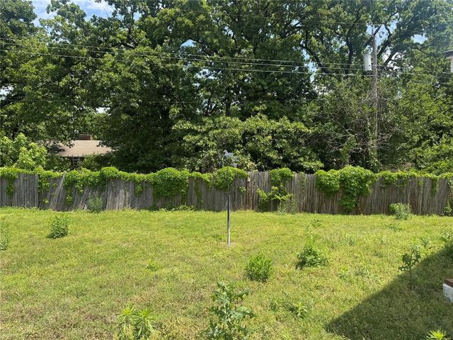 7501 NW 12th Place, Oklahoma City, OK 73127