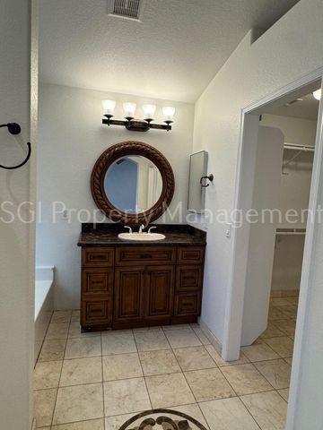 2602 E Beautiful Lane, Phoenix, AZ 85042