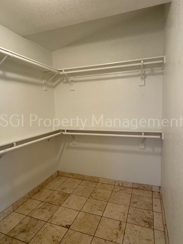 2602 E Beautiful Lane, Phoenix, AZ 85042