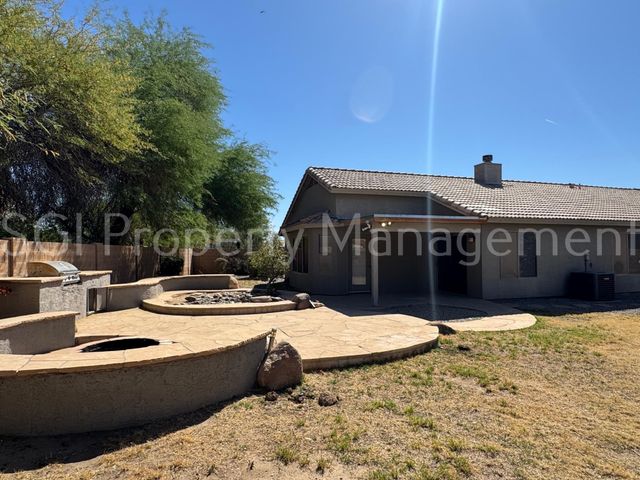 2602 E Beautiful Lane, Phoenix, AZ 85042