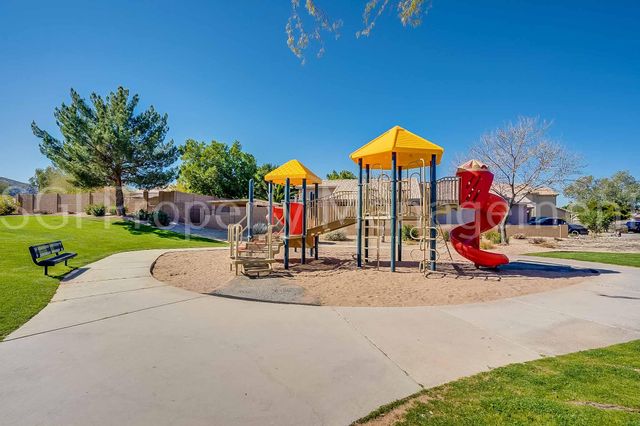 2602 E Beautiful Lane, Phoenix, AZ 85042