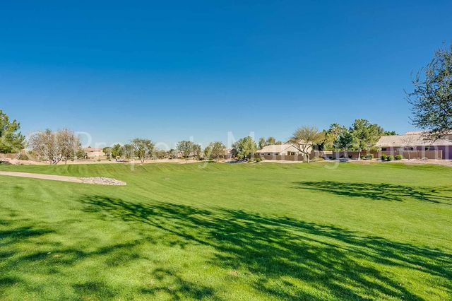 2602 E Beautiful Lane, Phoenix, AZ 85042