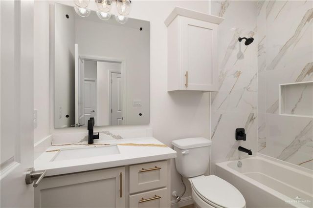 506 W La Pointe Avenue, Alton, TX 78573