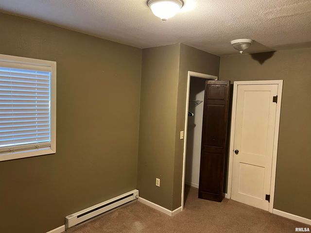 135 E MAIN Street, Mt. Sterling, IL 62353