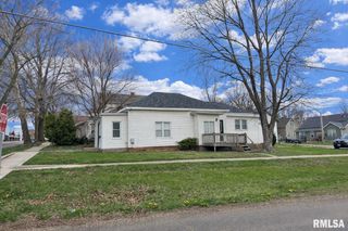 135 E MAIN Street, Mt. Sterling, IL 62353