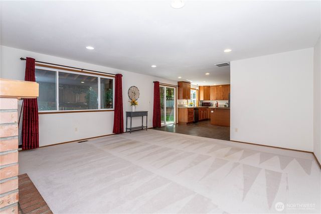 11547 SE 323rd Place, Auburn, WA 98092