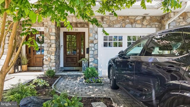 4736 CROSS ST, Philadelphia, PA 19128