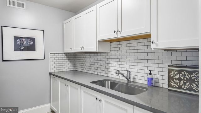 4736 CROSS ST, Philadelphia, PA 19128