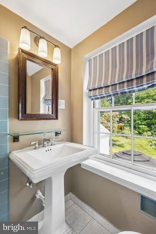 516 GRAVERS, Wyndmoor, PA 19038