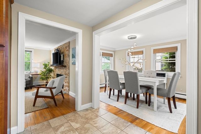 19 Cunningham Cir, Waltham, MA 02453