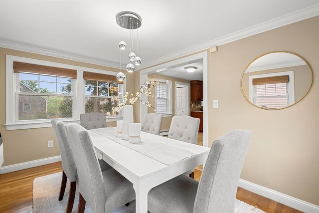 19 Cunningham Cir, Waltham, MA 02453