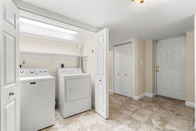 19 Cunningham Cir, Waltham, MA 02453