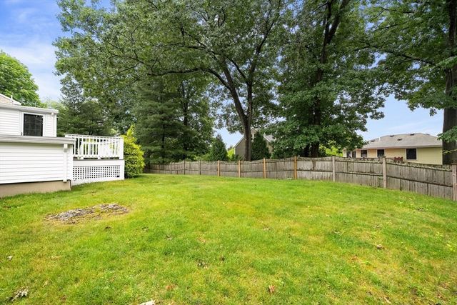 19 Cunningham Cir, Waltham, MA 02453